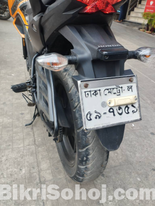 Honda CB Hornet 160R (Double Head Light) 2022